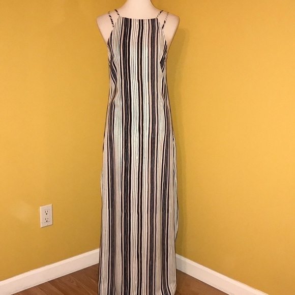 🌴 Cupcakes and cashmere Corbin stripe maxi dress - Picture 7 of 13